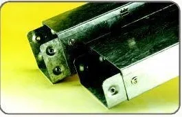 K.T #18 6" X 6" 鐵槽 (2.44米)連蓋及槽駁